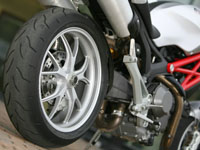 photo Ducati Monster 1100