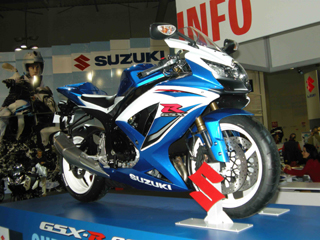 suzuki gsxr 1000 2