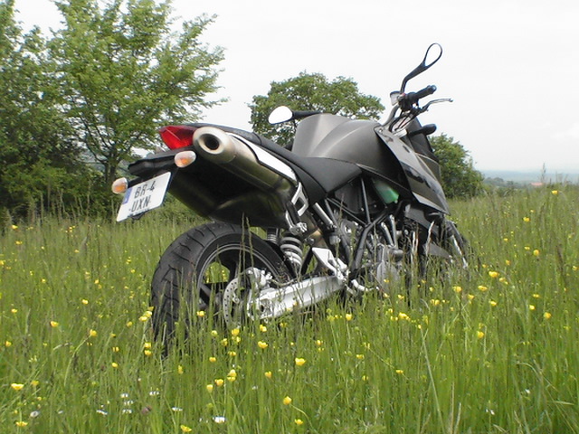 Photo de la KTM Super Duke 990 modèle 2006