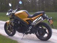photo Triumph Speed Triple 1050