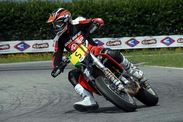 aprilia supermoto cup 11 aprilia supermoto cup 11