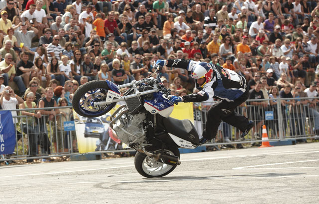 chris pfeiffer bmw f800 stunt riding championship 2008 2