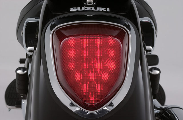 suzuki c800 feu arriere