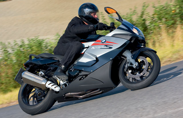 bmw k1300s action