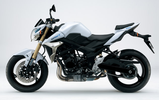 suzuki gsr 750 profil1