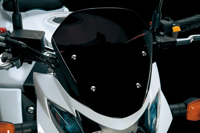 suzuki gsr 750 sautevent
