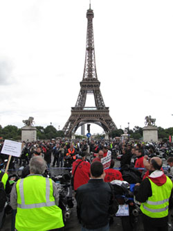 manifestation ffmc 18 juin 2011 tour eiffel manifestation ffmc 18 juin 2011 tour eiffel