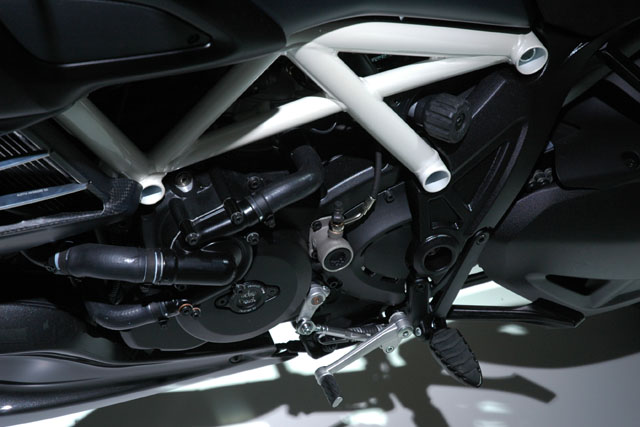 ducati diavel amg francfort cadre