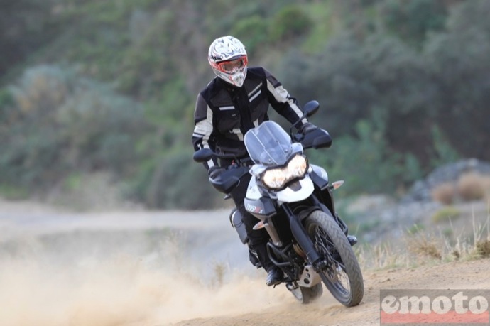 essai triumph tiger 800 xcx essai triumph tiger 800 xcx