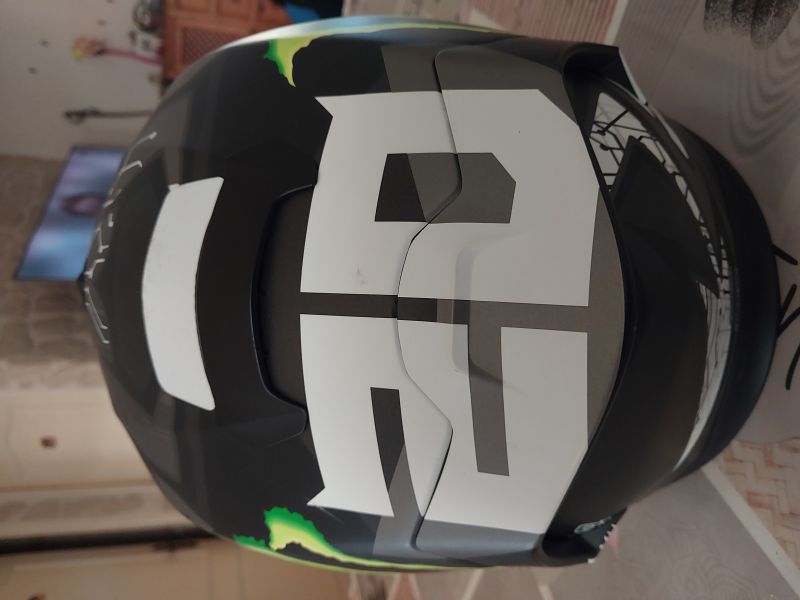 Casque moto 2/4