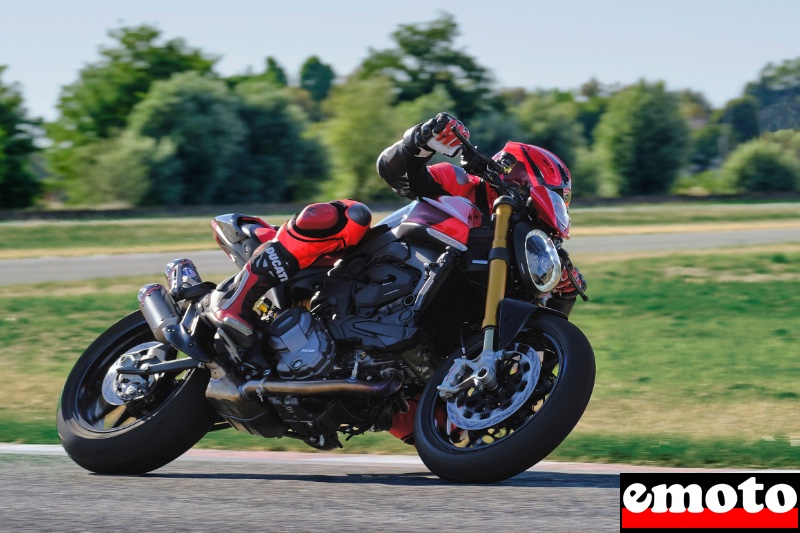 Essai Ducati Monster SP, essai ducati monster sp