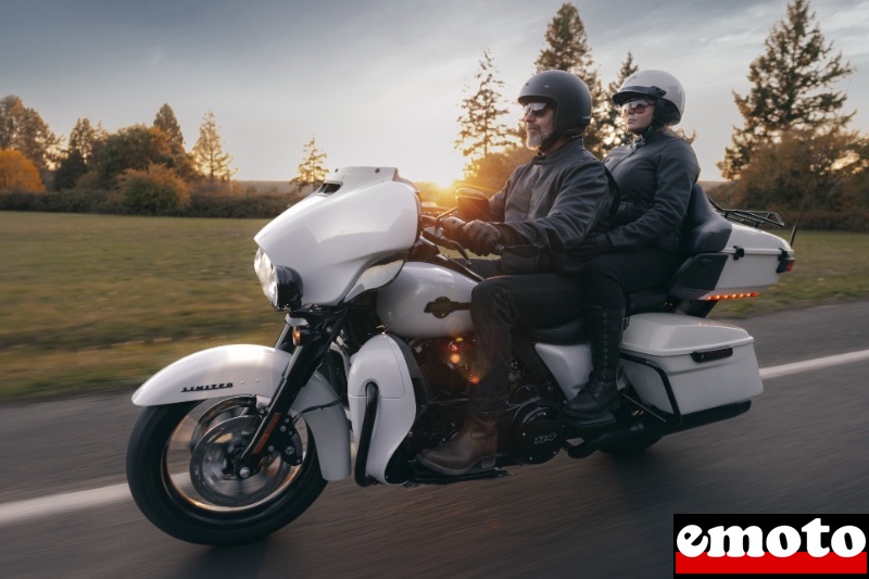 Quelles GT 2024 peut-on trouver pour partir en vacances ?, harley davidson ultra limited