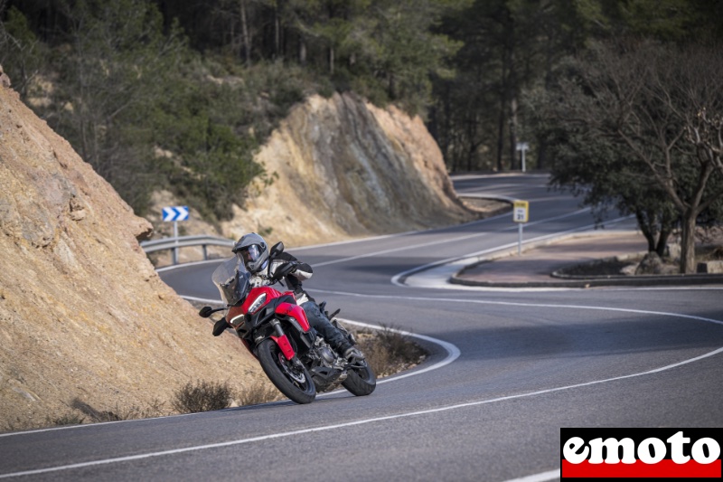 la multistrada v2 est vive et agile c est la reine de virolos