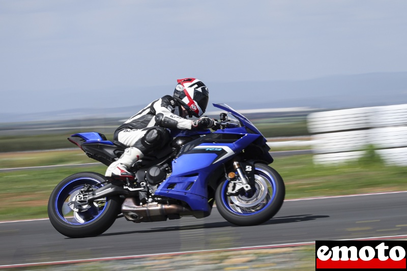 Essai Yamaha R9, 5 points à retenir, essai yamaha r9 5 points a retenir